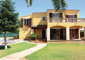 3 bedroom awesome home in Sa Coma