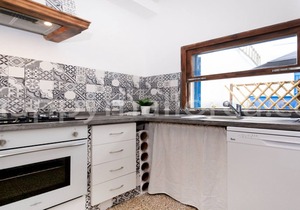 3 bedrooms ground floor, large terrace and pool, near the beach.