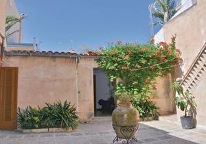 4 bedroom amazing home in Can Picafort