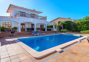 90 m² Apartment ∙ 2 bedrooms ∙ 4 guests