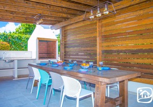 Abahana Villas - RICARLOS