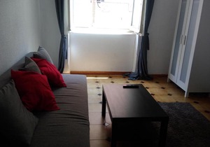 Alicante / 10 minutes walk to the beach / private rooms