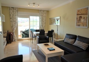 Amazing terrace middle floor apartment!