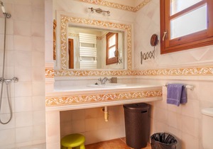 Ana I by Interhome