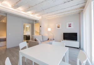 APARTAMENTOS TURISTICOS - PAPEL ARMADO - Calle Caldereros 33