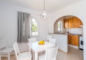 Apartment in Complex with Pool - Girasol Garden Superior 2 C