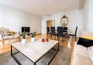 Apartment Prado Museum