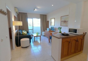 Benalbeach Garden & Park by Alfresco Stays