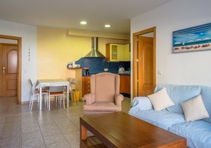 BN-3 CALELLA DE PALAFRUGELL 6 Pax