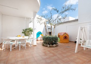 Ca'n Biel - Four Bedroom Apartment, Sleeps 8