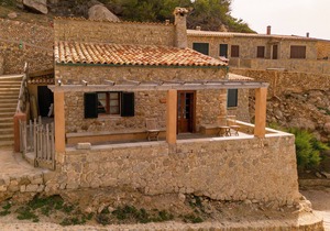 Cala Estellencs House with breathtaking sea views