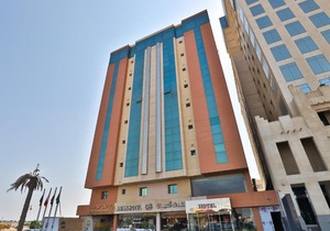 Capital O 338 Asian Hotel