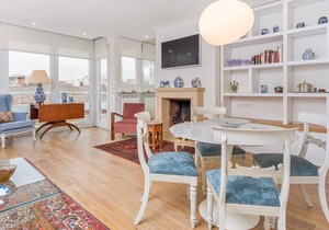 Castello III - Two Bedroom Apartment, Sleeps 4