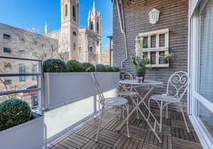 Comfortable Apartment with Terrace near Retiro Park. Retiro II