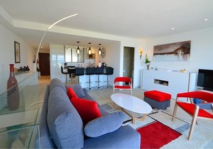 duplex, splendid sea view, large swimming pool
