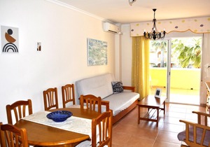 ESTRELLA BLANCA - 2 Bedrooms, only 1.5 km. from Dénia, WiFi.