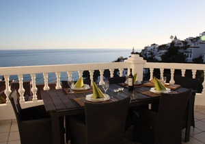 Exclusive apartment with beautiful sea views in Nerja/Ladera del Mar