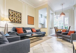 Families, city center calm 2 bedrooms 2 bathrooms wifi air conditioning heating