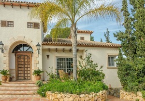 Family Villa Near L'Albir Beaches