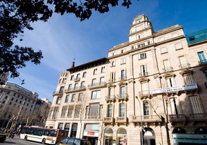 Friendly Rentals Plaza Catalunya