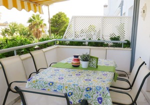 Frontline 5 * resort, penthouse with sea views