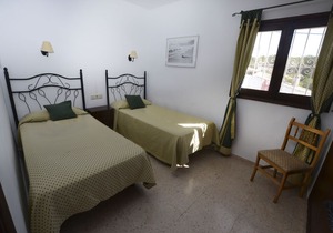 Holiday rental home situated in Benissa (Costa Blanca) for maximum 5 people. This villa is located in a quite area, where you will enjoy the beautiful beaches lengthways the coast of Benissa.