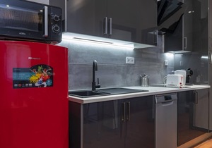 HOMEABOUT IMPERIAL APARTMENT III