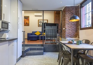 HOMEABOUT IMPERIAL APARTMENT IV