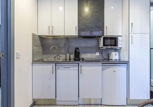 HOMEABOUT IMPERIAL APARTMENT IV