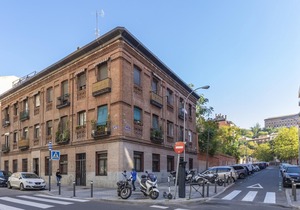 HOMEABOUT IMPERIAL APARTMENT I
