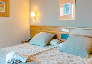 Hotel Atalaya I