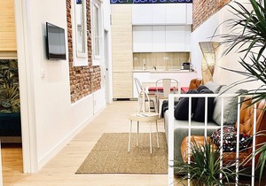 Jungle duplex in Madrid 8 people: 3BR 2BA Parking