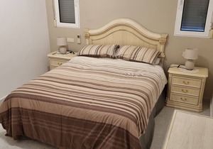 La Florida 2 bedroom, 2 bathroom spacious house.