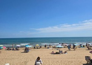 La Mata Studio with Beach and Pool View