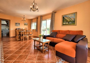 Lopera Cave Apartment with View