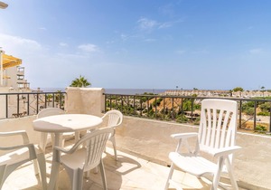 Lovely apartment in Calahonda with WiFi
