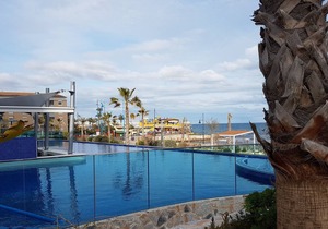 Luxury 2 bedroom Beachfront Apartment - Sea senses (PP050)