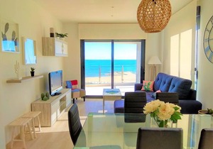 Luxury and Modern Beach Apartment with Sea Views