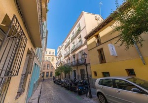 Madrid center 2 bedrooms quiet apartment