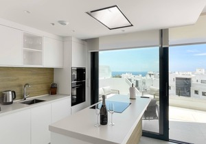 Modern and luxury apartment, with communal swimming pool. Ideal for families.
