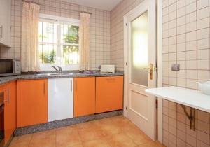 Nice apartment in Calahonda with WiFi
