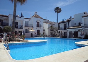 NUEVA NERJA 15 MENYBER