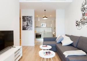 Paseo de Gracia 4-bed 4-bath apartment