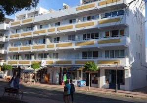 Pujols15 : Very central apartment overlooking the pine forest of Es Pujols.