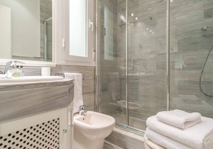 RETIRO VI - Two Bedroom Apartment, Sleeps 4
