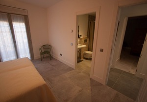Self catering La Alvardana for 12 people