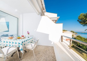 Sun Of Alcanada - Two Bedroom Apartment, Sleeps 3