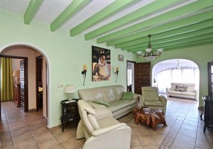 Villa in Maryvilla