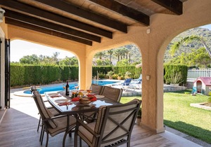Villa Iris