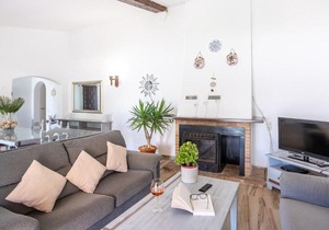 Villa Iris